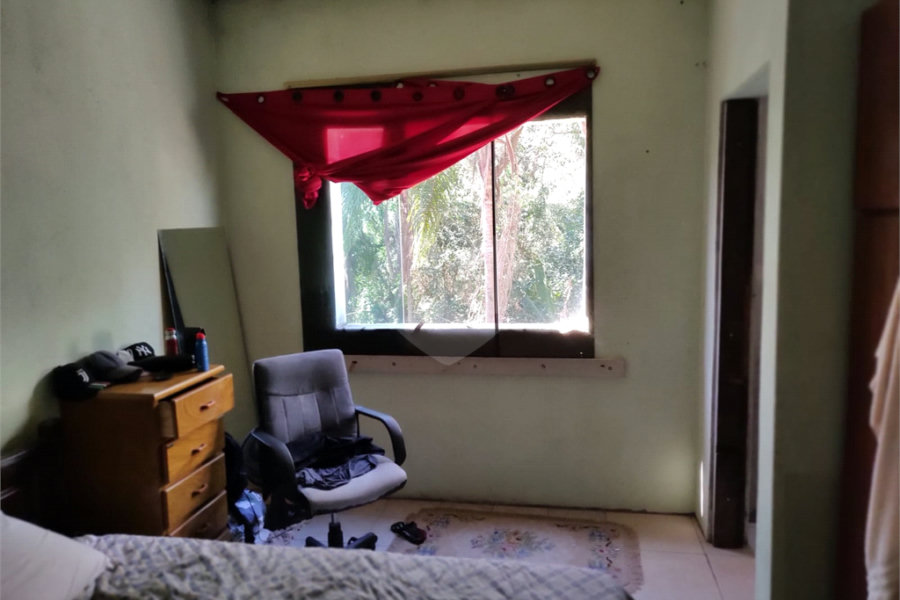 Sobrado à venda com 5 quartos, sendo 4 suítes, em Serra da Cantareira, Mairiporã, SP