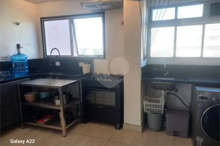 Apartamento à venda ou para alugar com 2 suítes em Alto da Lapa, São Paulo, SP