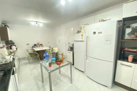 Apartamento para alugar com 4 quartos, sendo 1 suíte, em Jardim Europa, São Paulo, SP