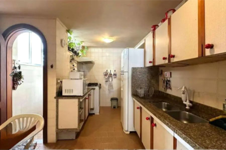 Cobertura à venda com 4 quartos, sendo 1 suíte,  em Copacabana, Rio de Janeiro, RJ