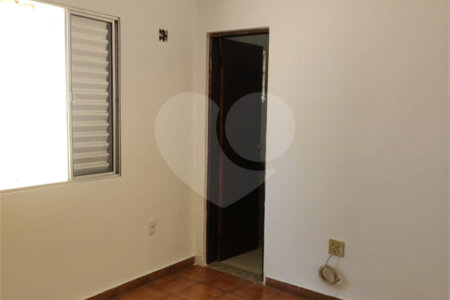 Casa à venda com 3 quartos, sendo 1 suíte,  em Jardim Cintia, Mogi das Cruzes, SP