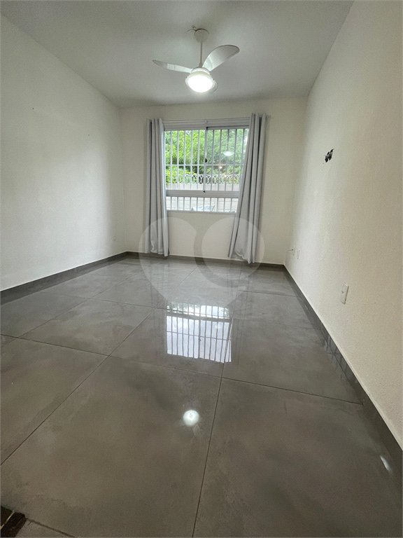 Apartamento para alugar com 2 quartos em Recreio dos Bandeirantes, Rio de Janeiro, RJ
