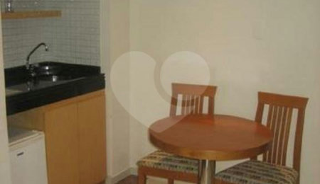 Flat à venda com 1 quarto em Santana, São Paulo, SP