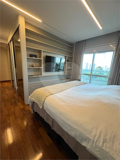 Apartamento à venda com 3 suítes em Jardim Anália Franco, São Paulo, SP