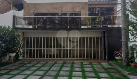 Sobrado à venda com 3 quartos, sendo 1 suíte,  em Tucuruvi, São Paulo, SP