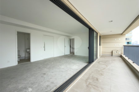 Apartamento à venda com 3 suítes em Vila Nova Conceição, São Paulo, SP