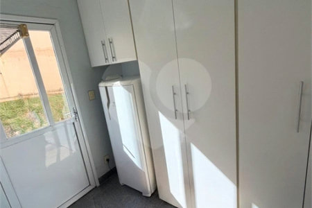 Casa à venda com 4 quartos, sendo 2 suítes, no condomínio Milennium, Valinhos - SP
