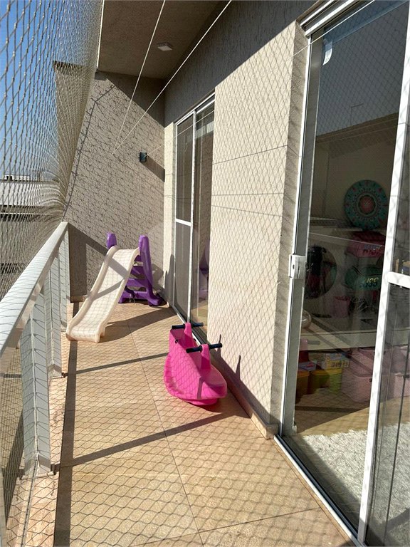 Sobrado à venda com 3 quartos, sendo 1 suíte,  em Villa Di Cesar, Mogi das Cruzes, SP