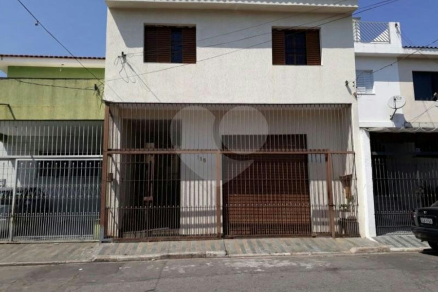 Sobrado à venda com 3 quartos, sendo 1 suíte, em Tremembé, São Paulo, SP