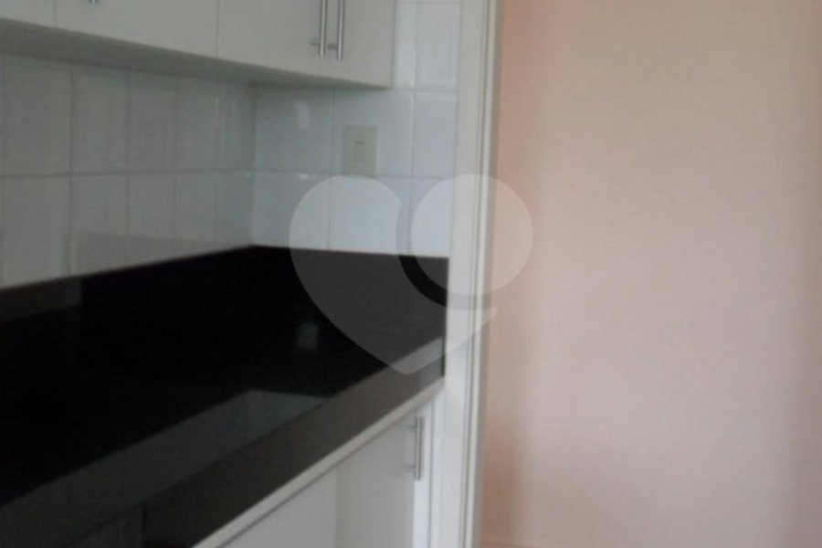 Apartamento à venda com 3 quartos, sendo 1 suíte, em Vila Nova Cachoeirinha, São Paulo, SP