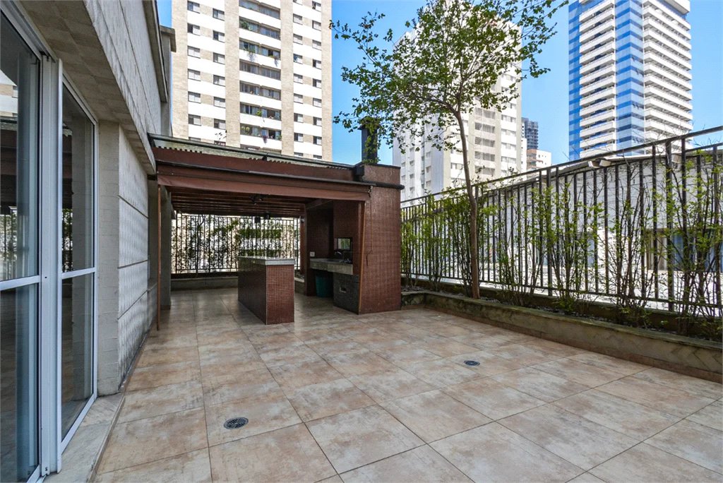 Apartamento à venda com 2 quartos, sendo 1 suíte, em Vila Gertrudes, São Paulo, SP