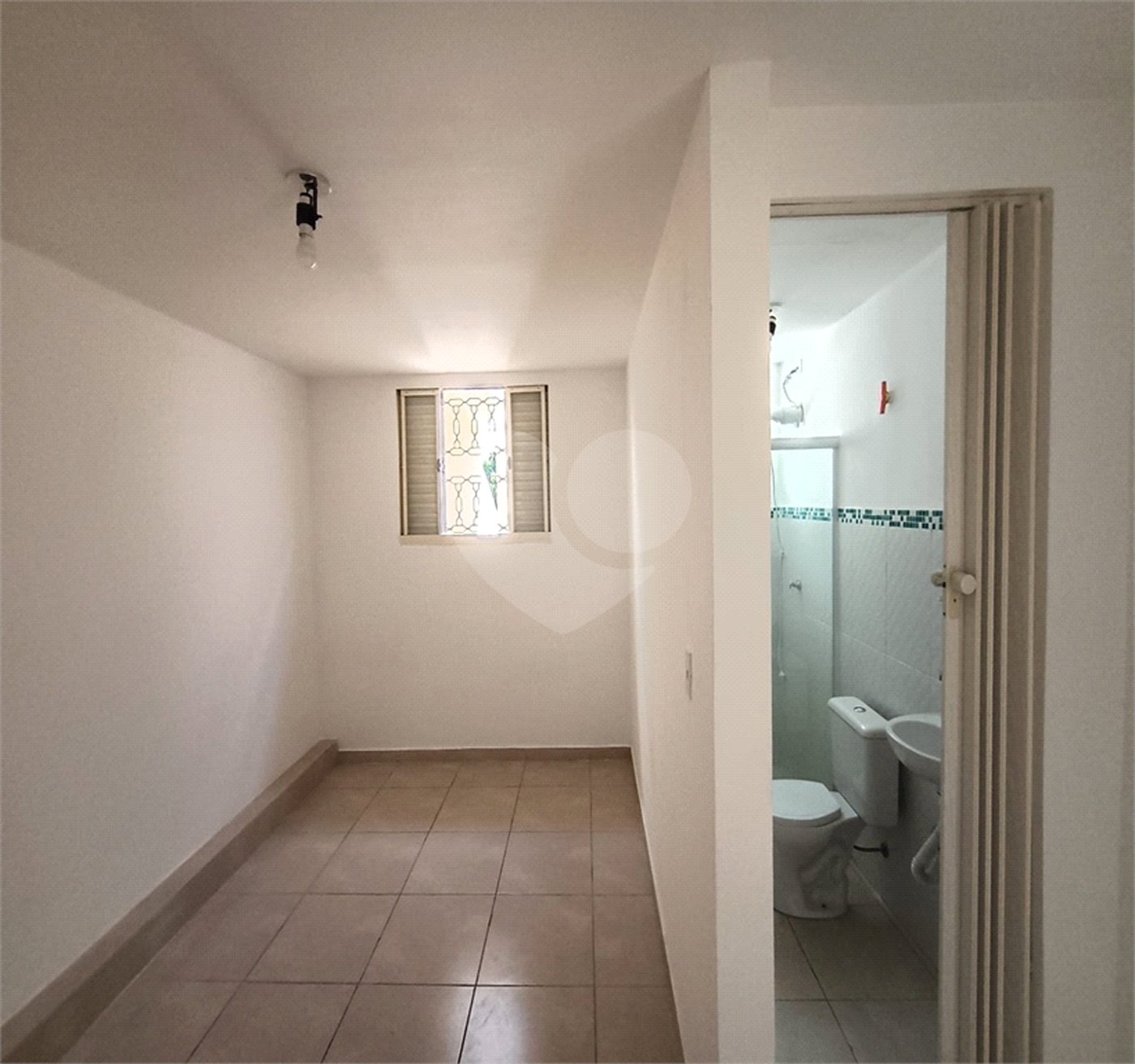 Casa para alugar com 1 quarto no condomínio Cond R Claudio Rodrigues Lopes, São Paulo - SP