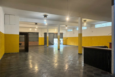 Salão para alugar em Vila Monteiro, Poá, SP