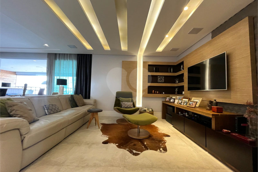 Apartamento à venda com 3 suítes em Santa Teresinha, São Paulo, SP