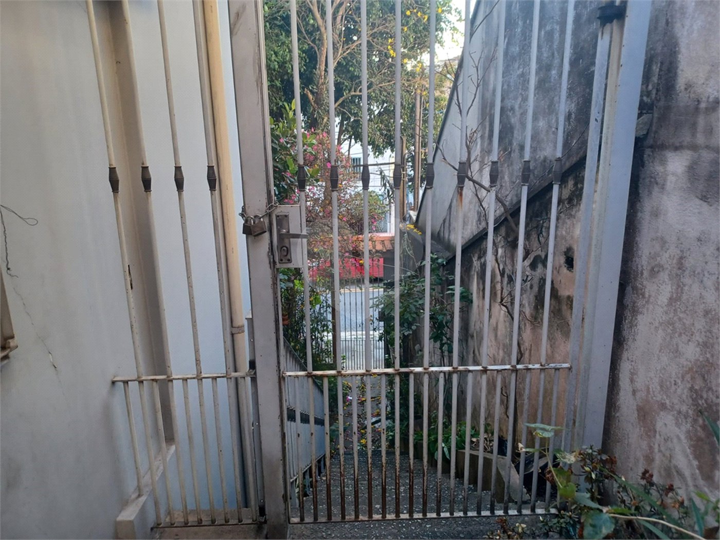 Casa à venda com 3 quartos, sendo 1 suíte, em Vila Nova Mazzei, São Paulo, SP