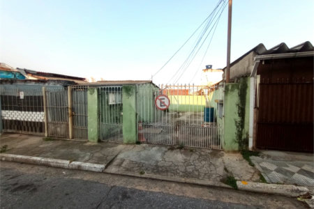 Terreno à venda com 2 quartos em Vila Paulo Silas, São Paulo, SP
