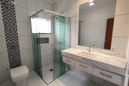 Sobrado à venda com 3 quartos, sendo 2 suítes, em Jardim Itália, Itapetininga, SP