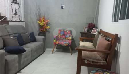Sobrado à venda com 3 quartos, sendo 1 suíte,  em Villa Di Cesar, Mogi das Cruzes, SP
