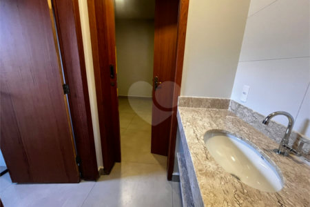 Casa à venda com 3 quartos, sendo 1 suíte, em Terras de Santo Antônio, Itapetininga, SP
