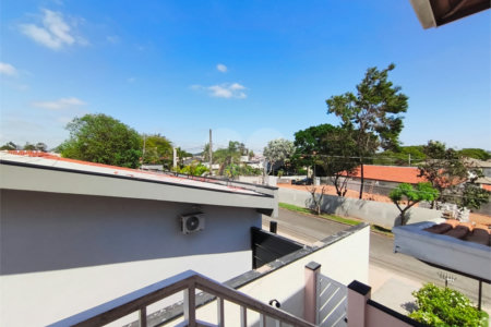 Casa à venda ou para alugar com 3 suítes no condomínio Estância Marambaia, Vinhedo - SP