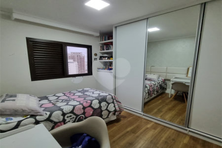 Apartamento à venda com 3 suítes em Santana, São Paulo, SP