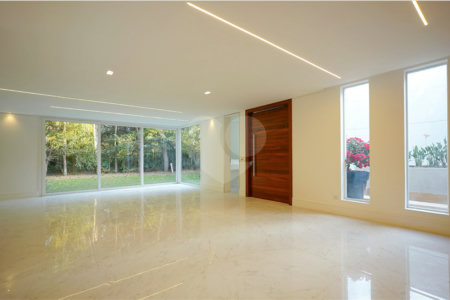 Casa para alugar com 4 suítes no condomínio Hípica Garden, São Paulo - SP