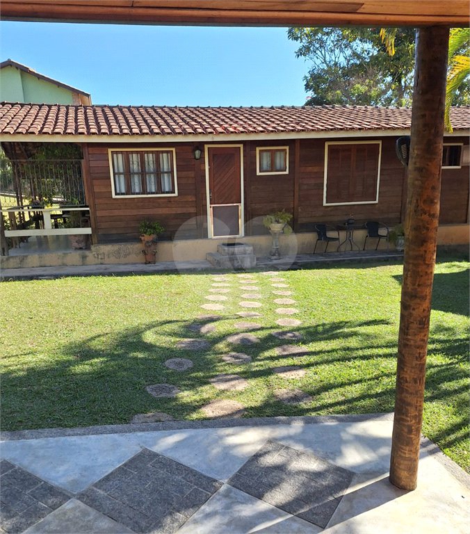 Casa em condomínio à venda com 4 quartos, sendo 2 suítes, no Centro, Bom Jesus dos Perdões, SP