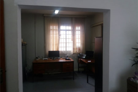 Casa à venda ou para alugar com 8 quartos em Chácara Santo Antônio, São Paulo, SP