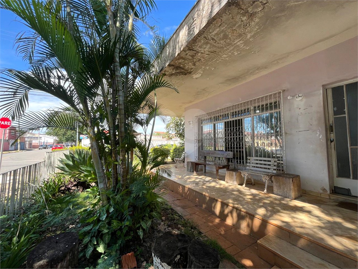 Casa à venda com 4 quartos, sendo 1 suíte,  em Vila Rosa, Itapetininga, SP