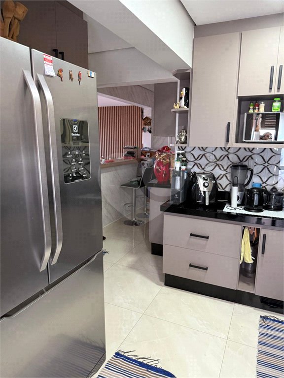 Apartamento à venda com 3 quartos, sendo 1 suíte, em Vila São João, Poá, SP