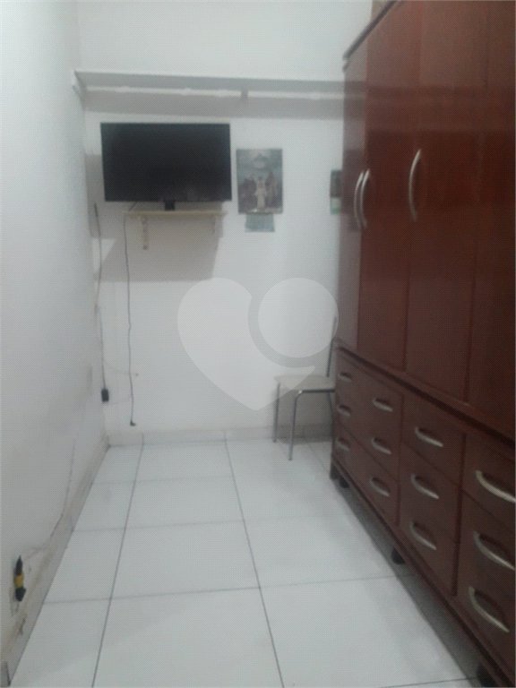 Casa Térrea à venda com 3 quartos em Jardim Nadir, São Paulo, SP