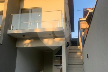 Sobrado à venda com 3 suítes em Vila Thais, Atibaia, SP