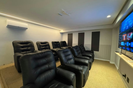 Apartamento à venda com 1 suíte em Caiçara, Praia Grande, SP