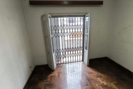 Sobrado à venda com 5 quartos, sendo 1 suíte, em Jardim Trussardi, São Paulo, SP