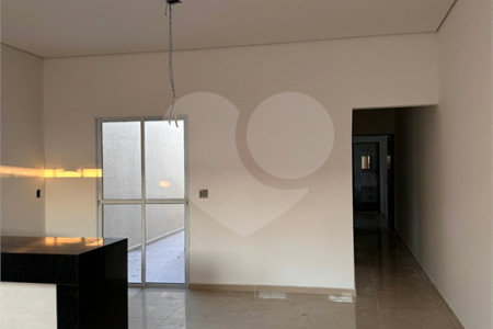 Casa Térrea à venda com 2 quartos, sendo 1 suíte,  em Jardim Esperança, Mogi das Cruzes, SP