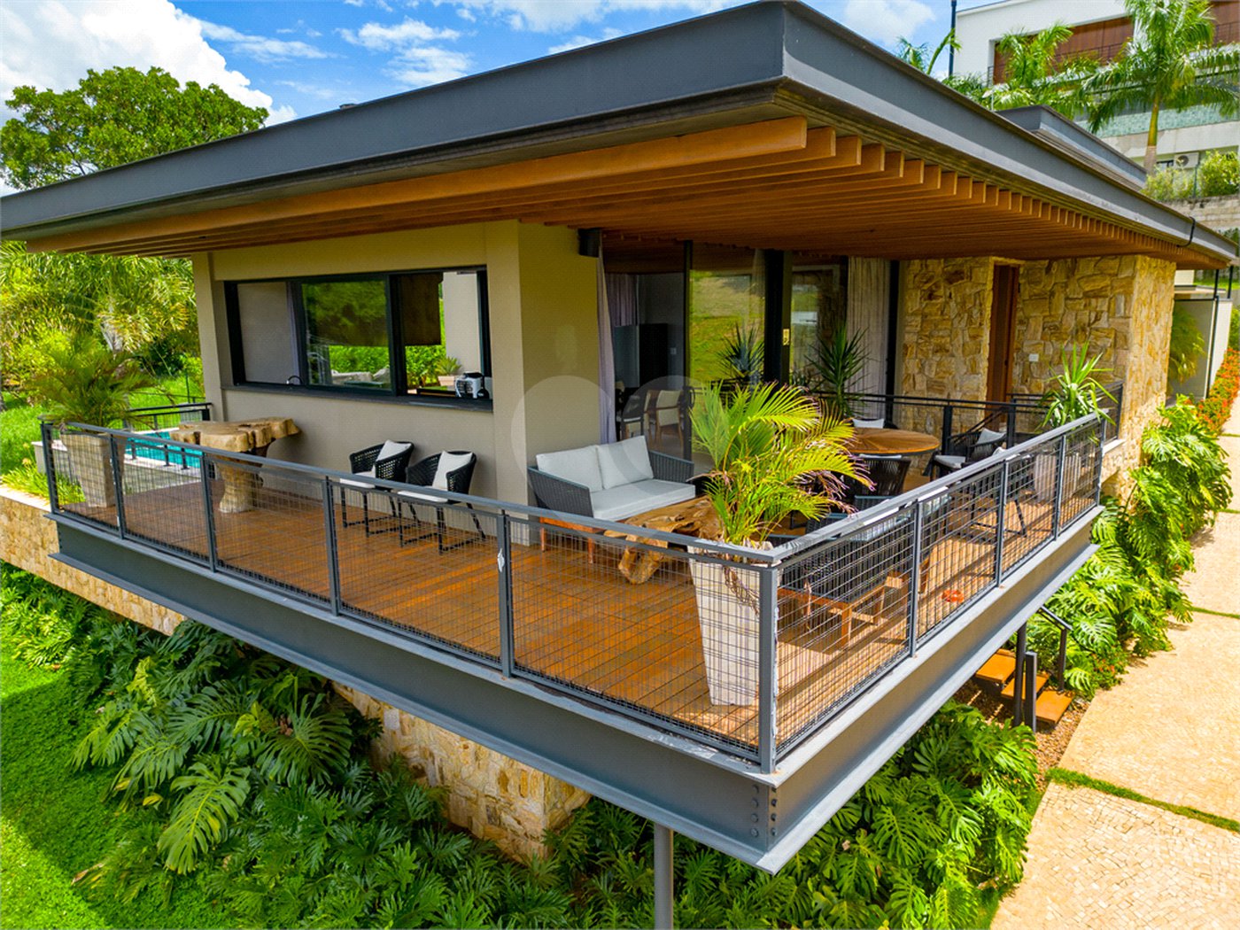 Casa à venda com 5 suítes no condomínio Plaza Athenee, Itu - SP