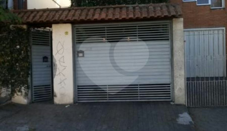 Sobrado à venda com 3 quartos, sendo 1 suíte,  em Tremembé, São Paulo, SP