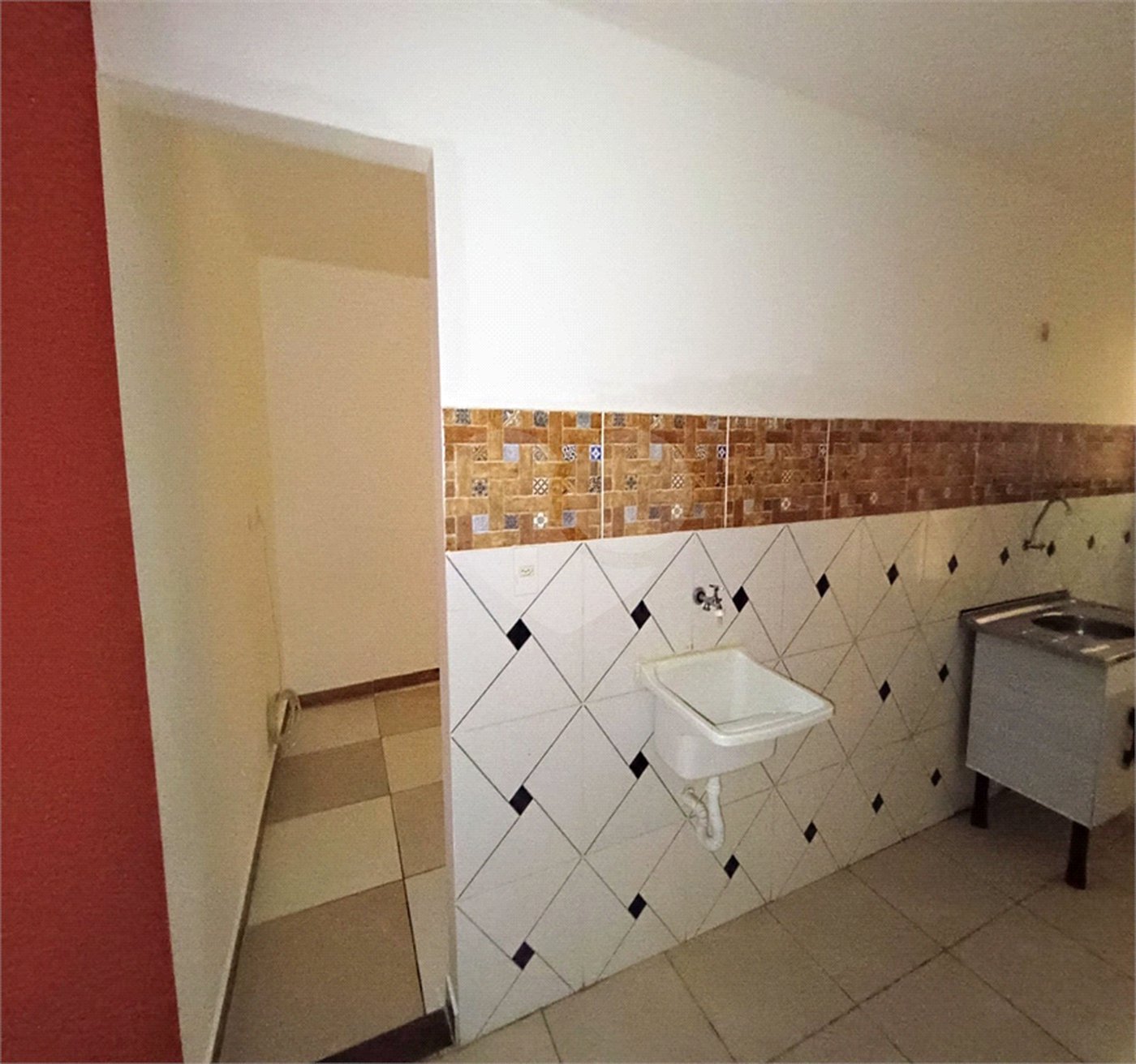 Casa para alugar com 1 quarto no condomínio Cond R Claudio Rodrigues Lopes, São Paulo - SP