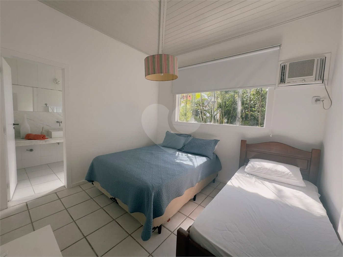 Casa em condomínio à venda com 4 quartos, sendo 3 suítes, em Manguinhos, Armação dos Búzios, RJ