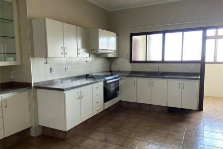 Apartamento à venda com 3 suítes no Centro, Araraquara, SP