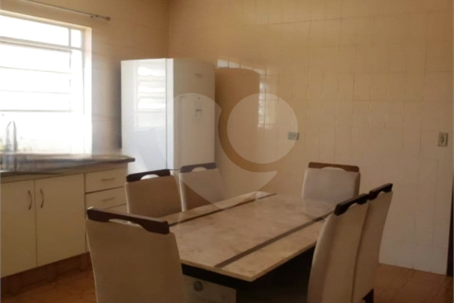Sobrado à venda com 3 quartos, sendo 1 suíte, em Tremembé, São Paulo, SP