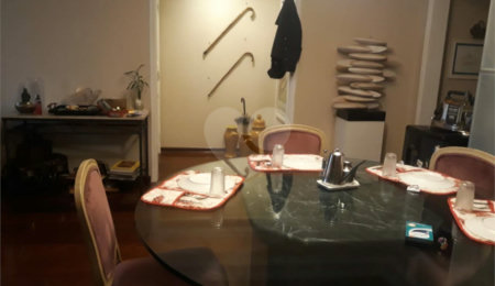 Apartamento à venda com 3 quartos, sendo 1 suíte,  em Real Parque, São Paulo, SP