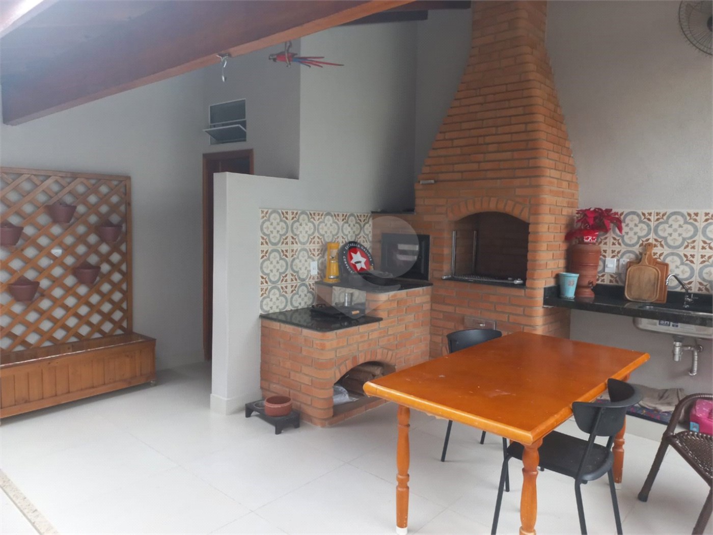 Casa à venda com 3 quartos, sendo 1 suíte, em Jardim Europa, Indaiatuba, SP