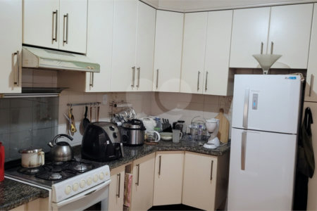 Casa à venda com 3 quartos, sendo 1 suíte, em Vila Tiradentes, São Paulo, SP