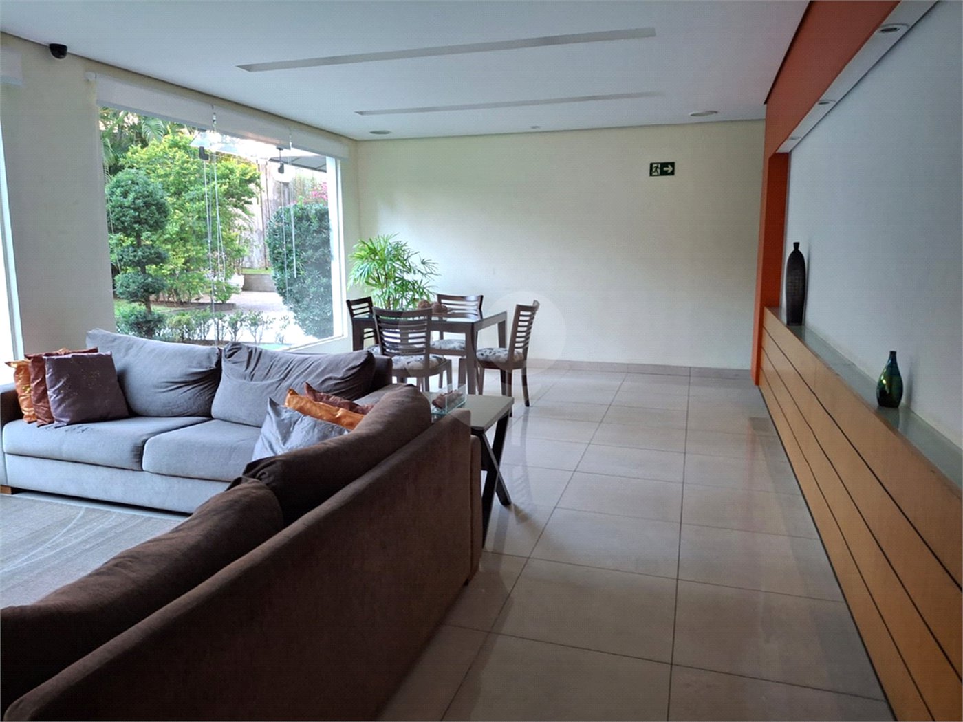 Apartamento à venda com 2 quartos, sendo 1 suíte, em Moema, São Paulo, SP