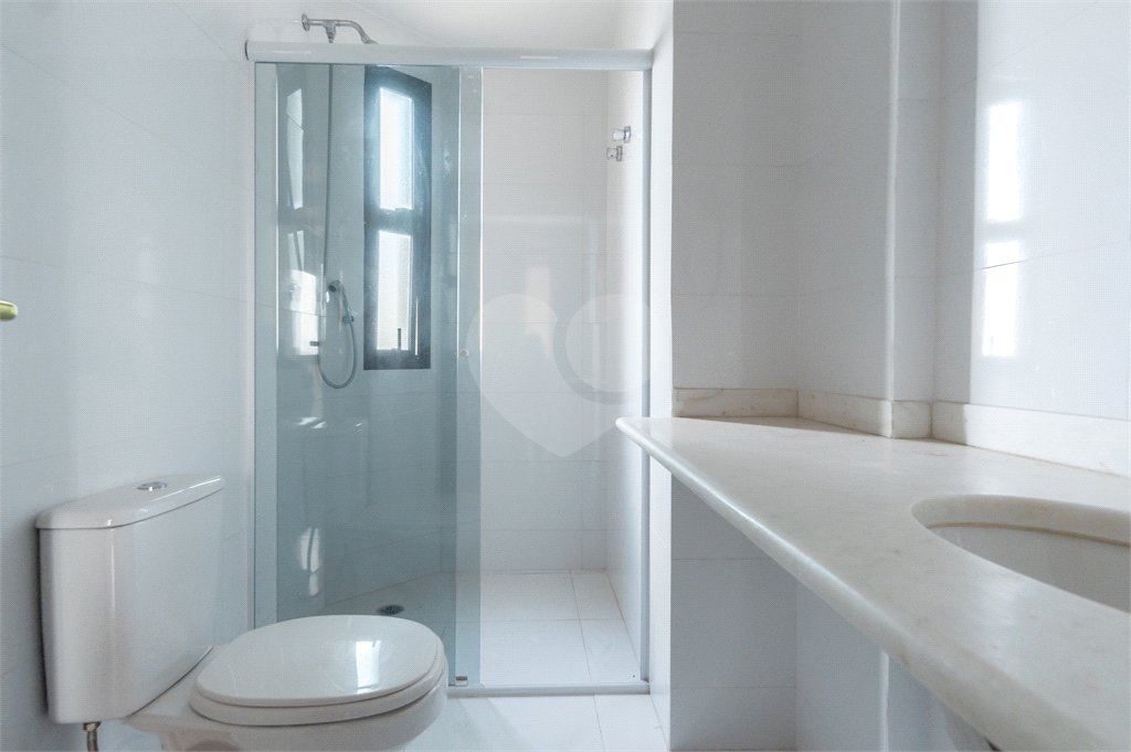 Duplex à venda com 6 quartos, sendo 4 suítes, em Alto de Pinheiros, São Paulo, SP