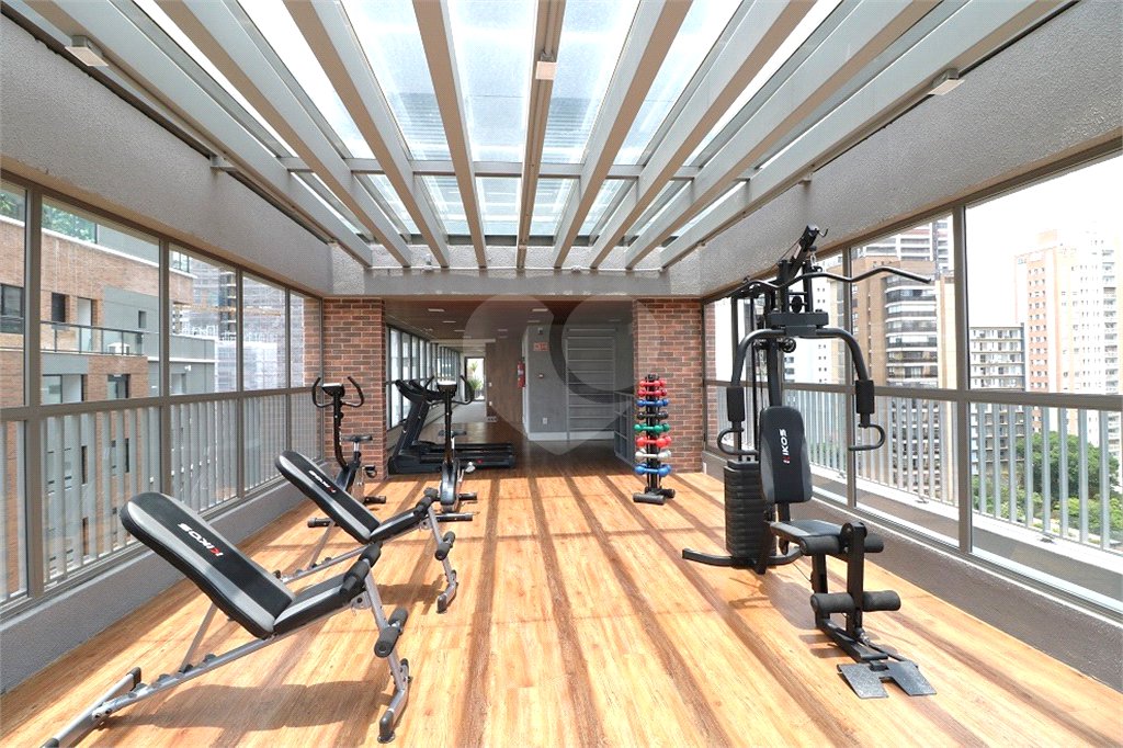 Apartamento à venda com 2 suítes em Moema, São Paulo, SP