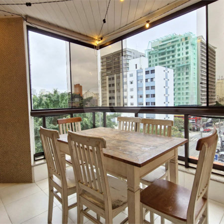 Apartamento à venda com 4 suítes em Moema, São Paulo, SP