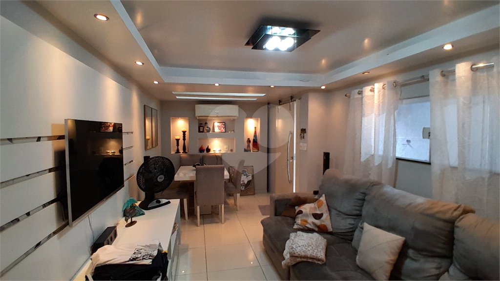 Casa à venda com 3 quartos, sendo 1 suíte, em Campo Grande, Rio de Janeiro, RJ