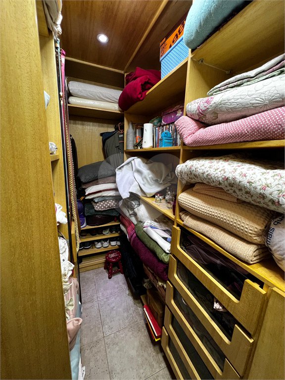 Sobrado à venda com 3 quartos em Água Fria, São Paulo, SP